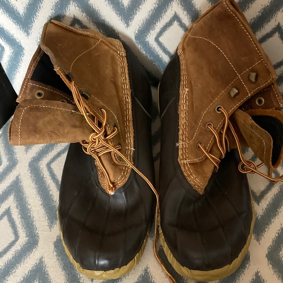 Men\'s Brown and Black Duck Boots 9M main image 4